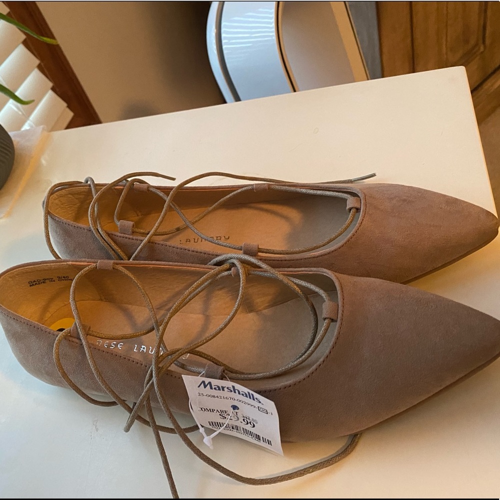 Chinese Laundry lace up flats
